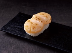 U328 炙りホタテ(1貫)