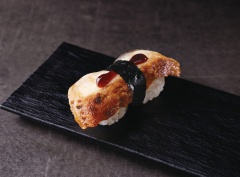 U329 うなぎ(1貫)