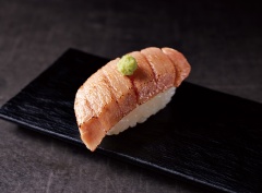 U334 炙り中トロ(1貫)